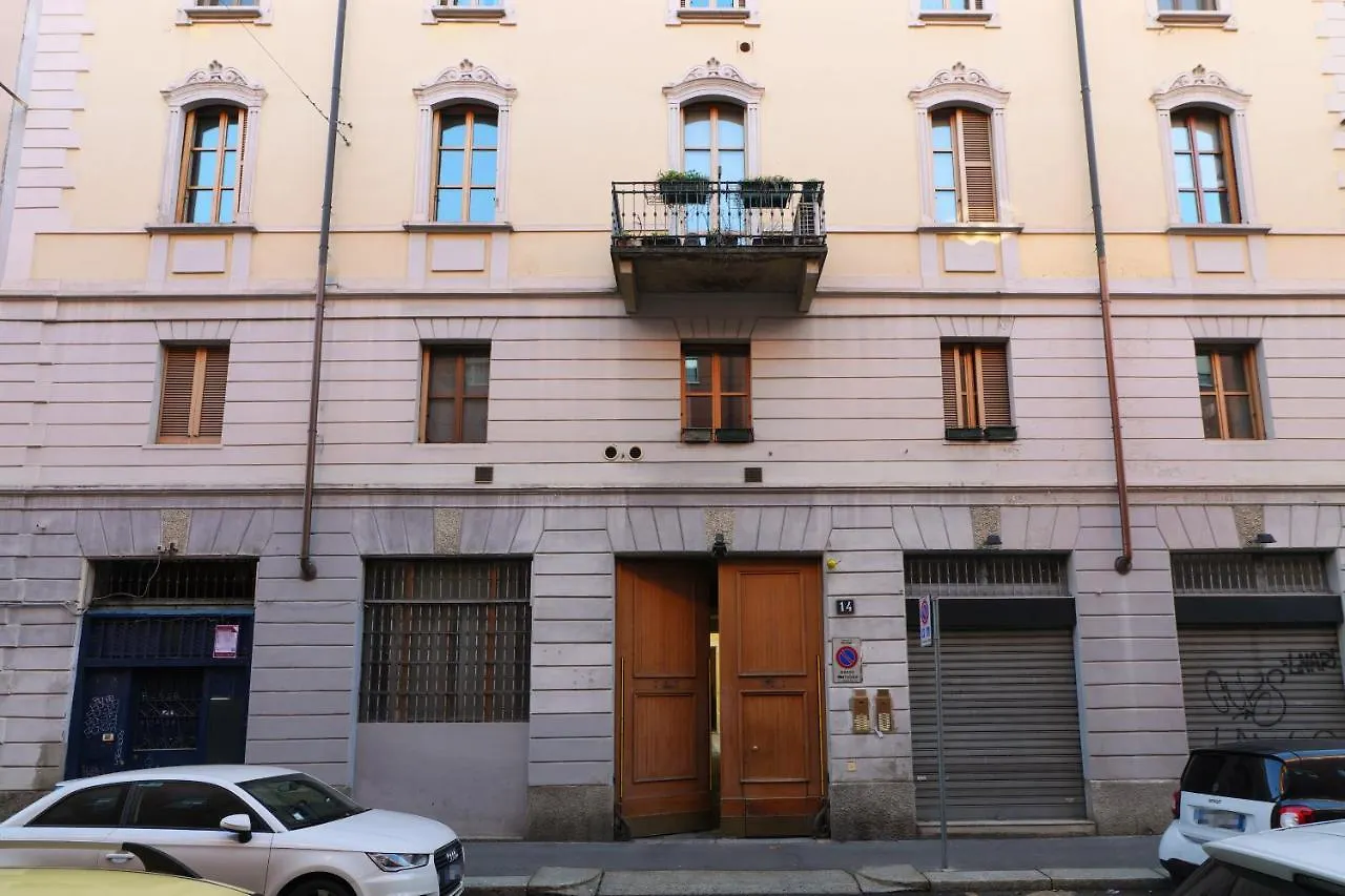 Elegant Sempione Apartment Milan Italy